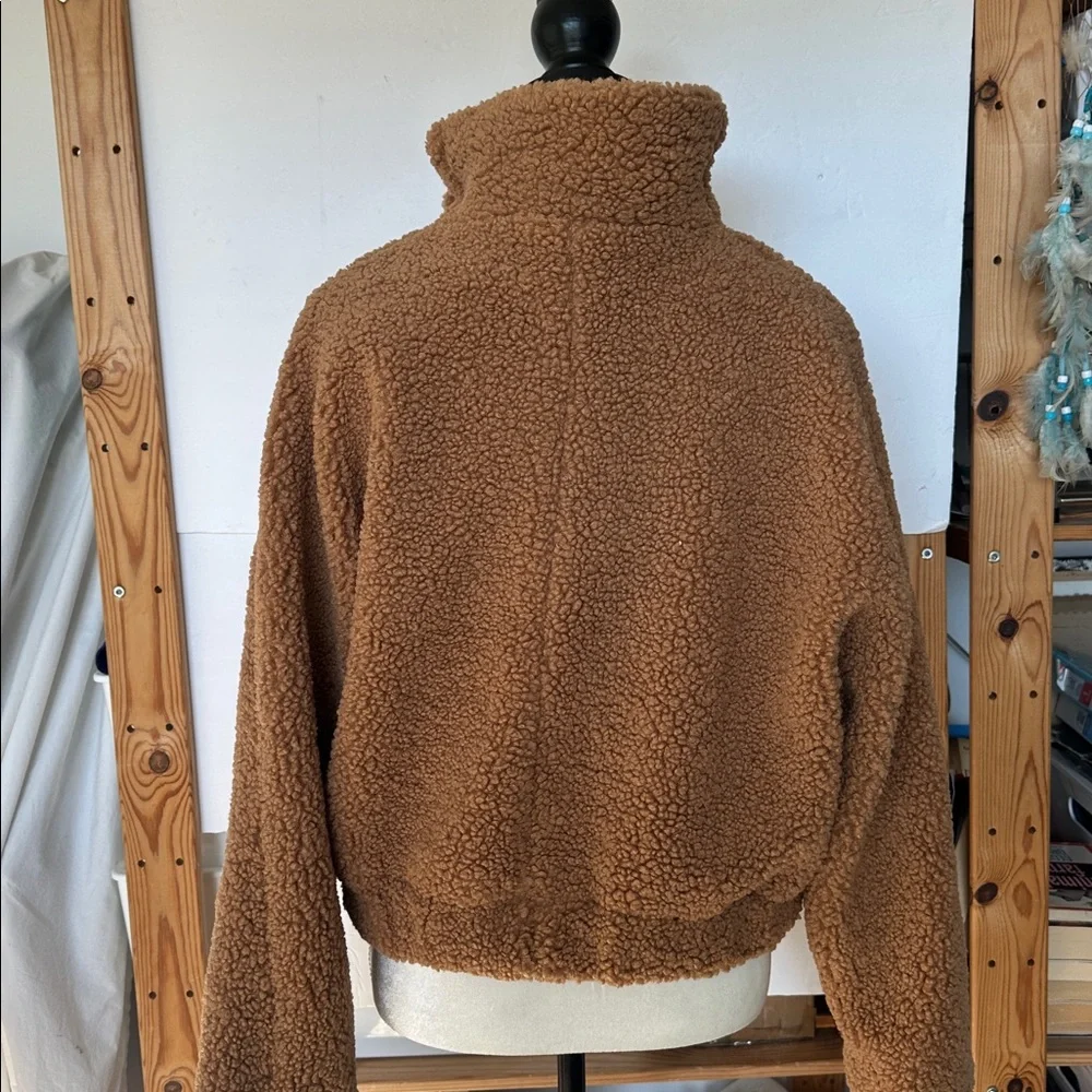 Free People We the Free Izzy wrap - Teddy Jacket in xs sand (tan) fleece Sherpa - Picture 6 of 10